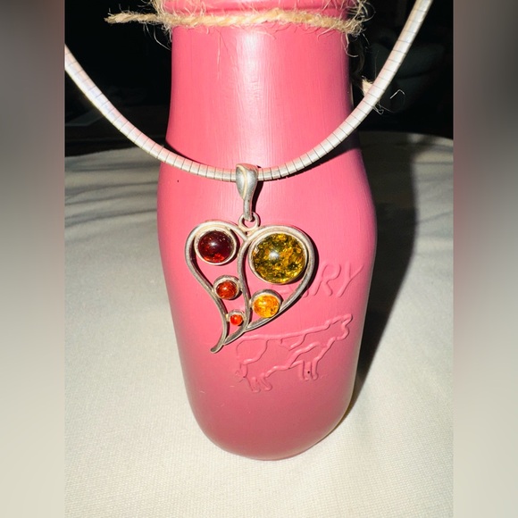 Sterling Silver Omega Chain Necklace With Sterling Silver Gemstone Heart - Picture 2 of 4